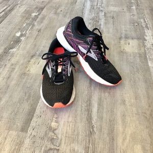BROOKS Adrenaline Tennis Shoes Size 8.5